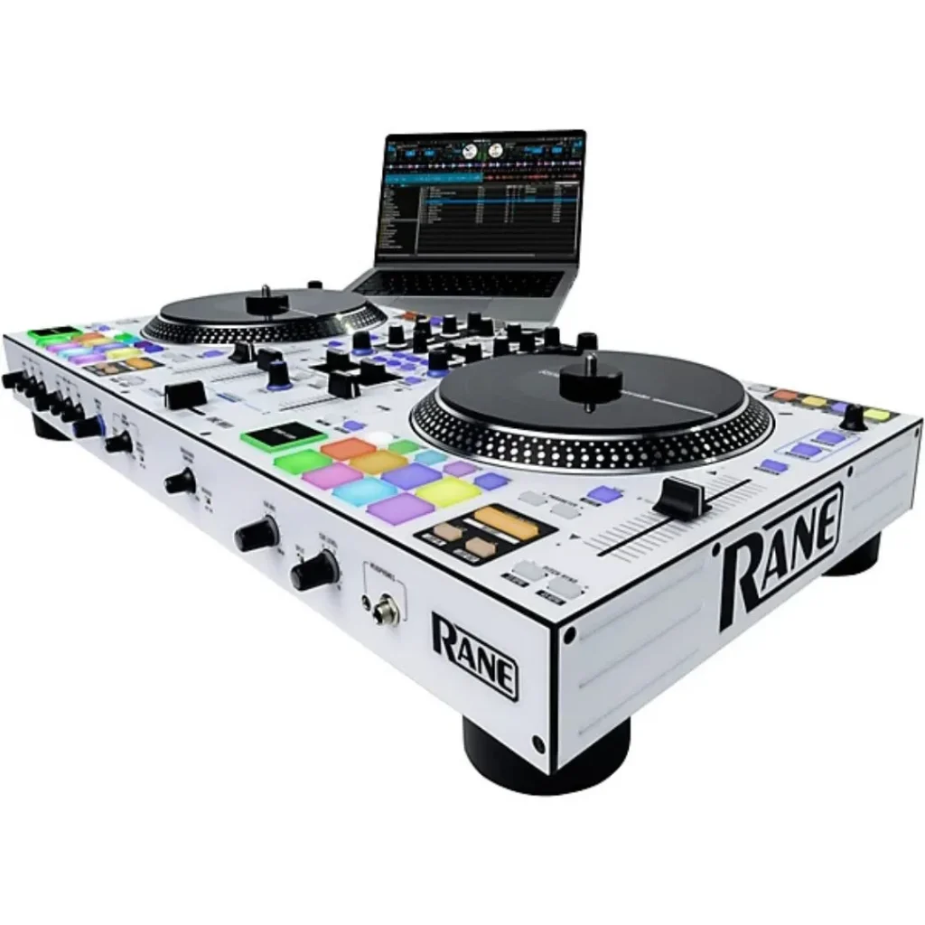 Contrôleur DJ professionnel Rane ONE MKII édition blanche avec plateaux motorisés.